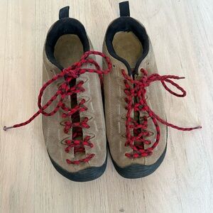 Women’s Keen Jasper Suede Sneakers